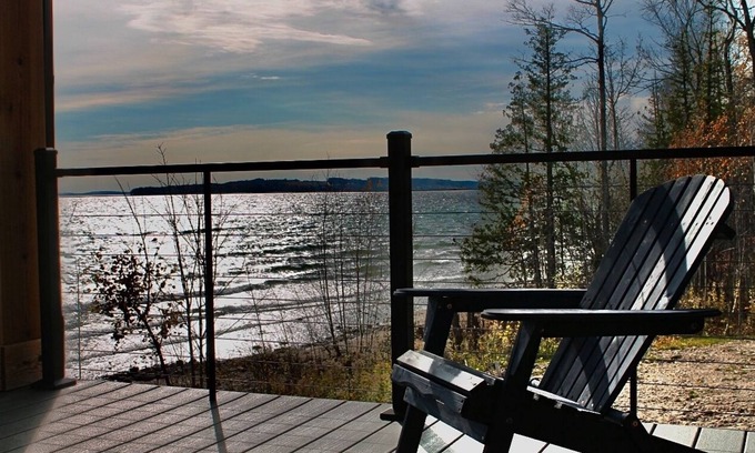 Suttons Bay Cottage | Secluded Bayfront Cottage with Stunning views