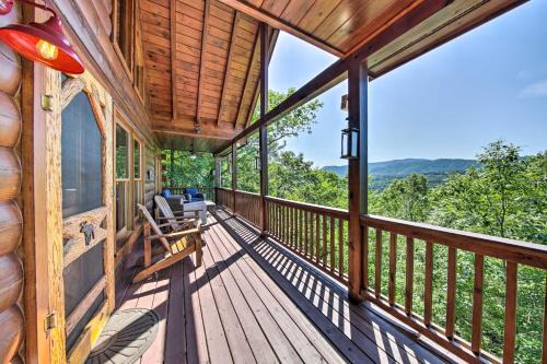 Blue Ridge House | Secluded Blue Ridge Cabin Walk to Trails!