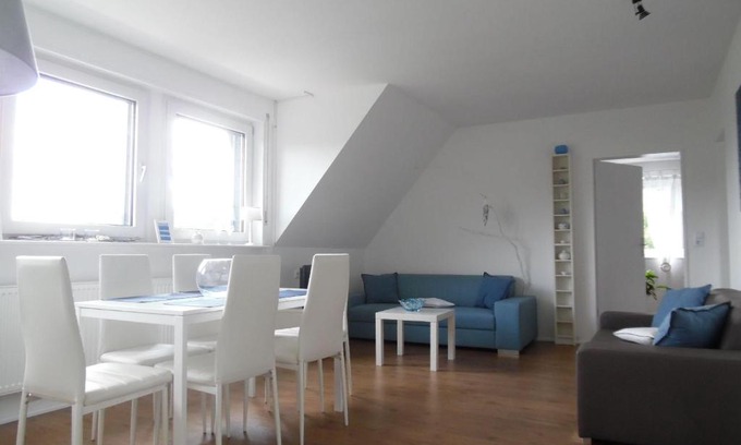 Woffelsbach Apartment | Seeblick Ferienwohnung am Rursee - Nationalpark Eifel