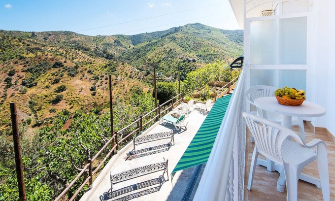 Totalan Cottage | Self catering De Oses Rural for 8 people