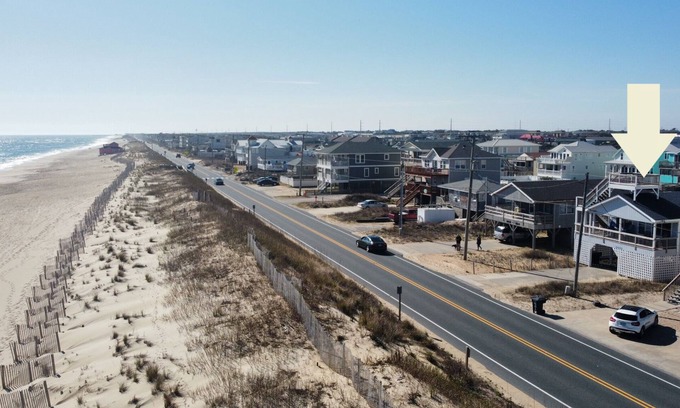 Kitty Hawk Cottage | ⛱Semi-Oceanfront with Ocean Views in Kitty Hawk🌊 Beach Access Just 30 feet away