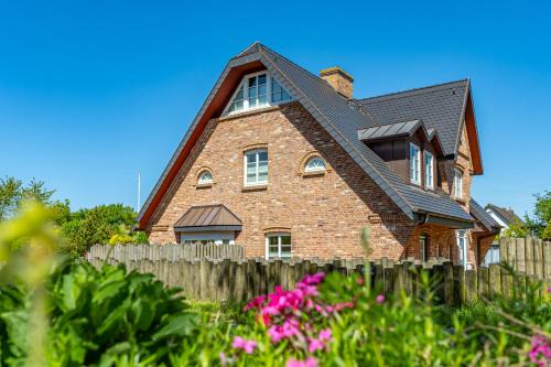 Munkmarsch House | Senmare