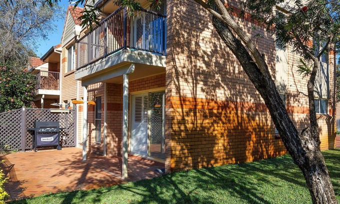 Hawks Nest House | Serendipity Townhouse