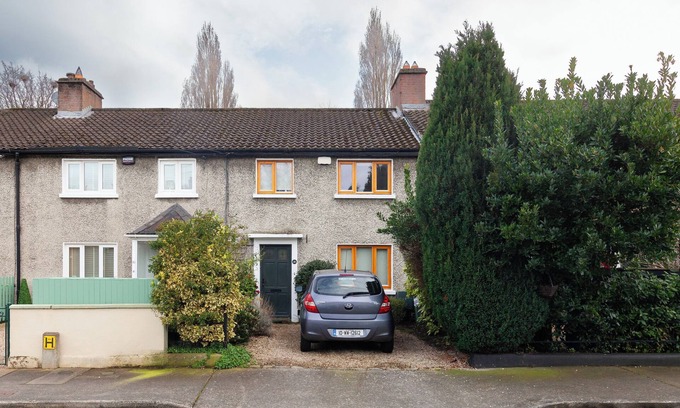 Rathfarnham House | Serene 2 BDR Home Garden Newtown Dublin