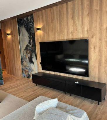 Stamata Apartment | Serene Anoixi Stay with Jacuzzi