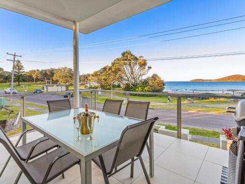 Fingal Bay House | serenity at Fingal Bay 1