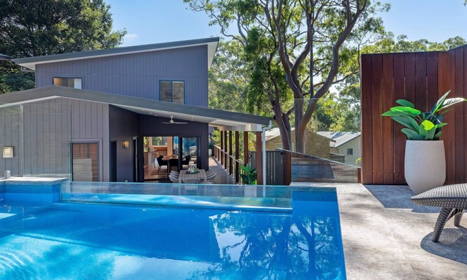 Macmasters Beach House | Serenity at Macs - Winter Holiday Mid-Week Special