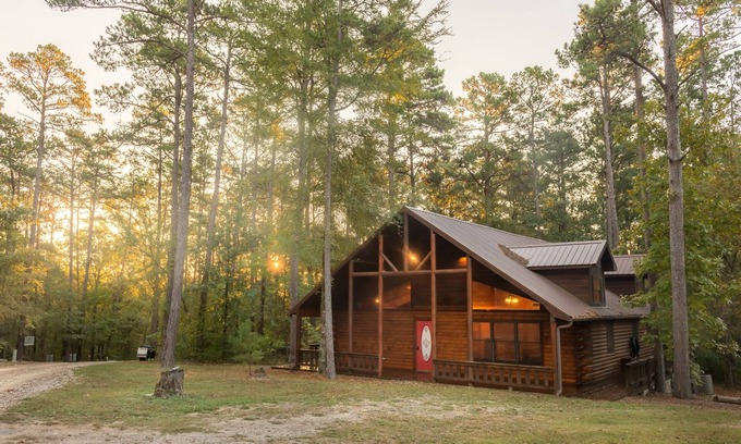 Broken Bow Cabin | Serenity Forest Cabin With Private Hot Tub and Grill on the Back Deck by Redawning