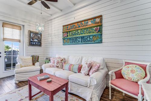 Cinnamon Shore Apartment | Serenity Found TC 1312