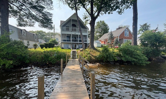 Lochmere House | Serenity Shores on Lake Winnisquam!