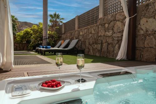 Mogan Ski Chalet | Serenity Villa Tauro