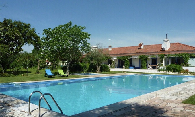 Montemor-o-Novo House | Shared Farmhouse near Serra Monfuradoca Pool