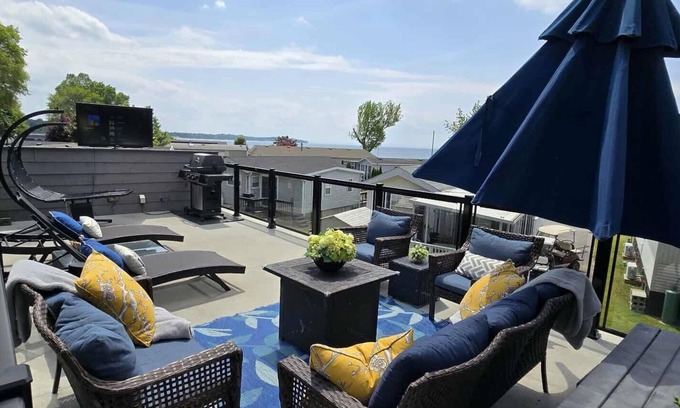 Sherkston House | Sherkston Rooftop Retreat
