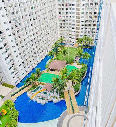 Luzon Apartment | Shore Residences MOA - Via & Sabby Staycation