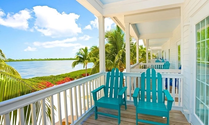New Town Hotel | Short Drive from Historic Old Town Key West! Beachfront Hotel, 4 Pools, Parking!
