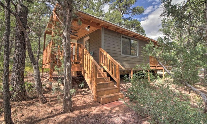 Show Low House | Show Low Home with Deck and Grill - 13 Mi to Hon-Dah!
