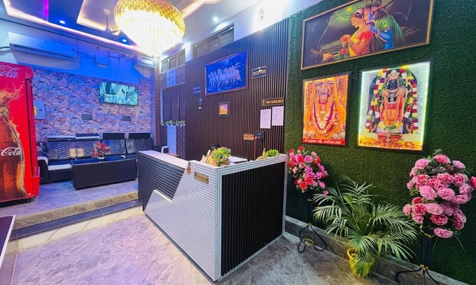Ayodhya Hotel | Shri Radhe Radhe Paying Guest House