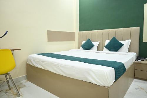 Varanasi Hotel | Shri Sundaram Residency by Clovetree