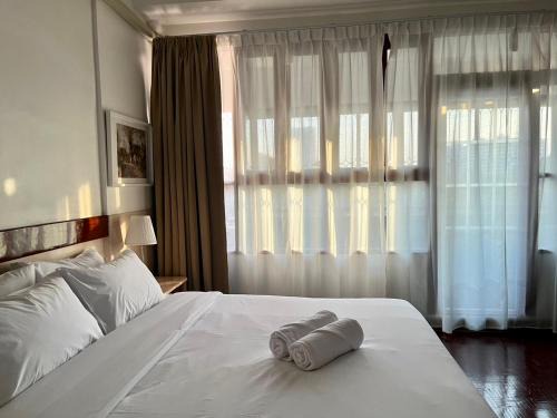 Suan Luang Hostel | Silpasala StayZ