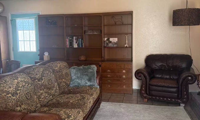 Norman House | Simmerin’ Down in Sooner Town