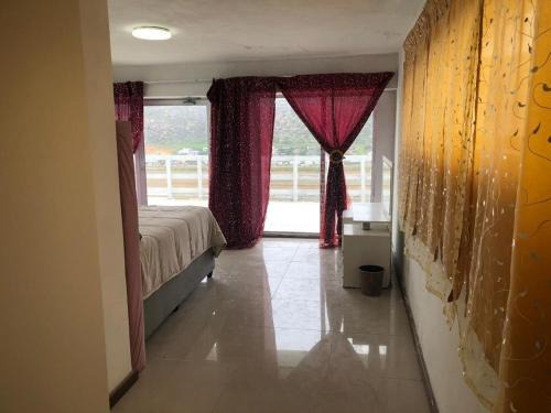 Simon's Town House | Simons Town Cove Guest House