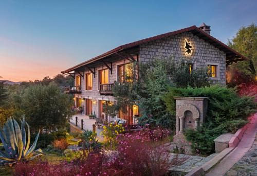 Ayvacik Hotel | Simurg Inn