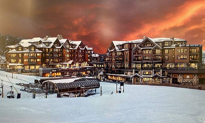 Peak 8 Resort | SKI in SKI out Peak 8, Sleeps 4 Living Rm, 1BR King + Qu Full Kitchen 1&1/2 bath