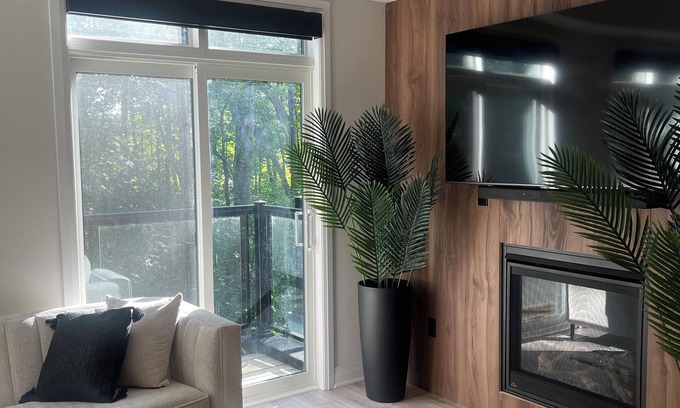Georgian Bay House | Skiers sanctuary (rustic charm /modern home) 18 mins away from MOUNT ST.LOUIS
