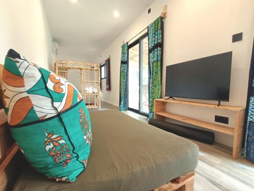 Diani Beach Hotel | Skippers - Adults only