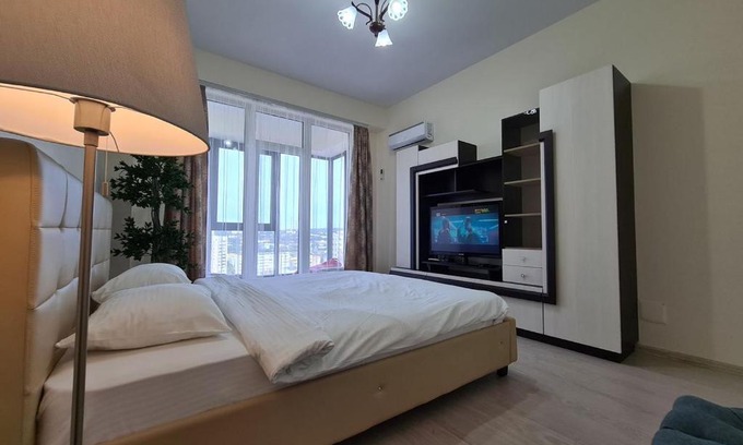 Chisinau Apartment | Sky House Center. Beautiful view.