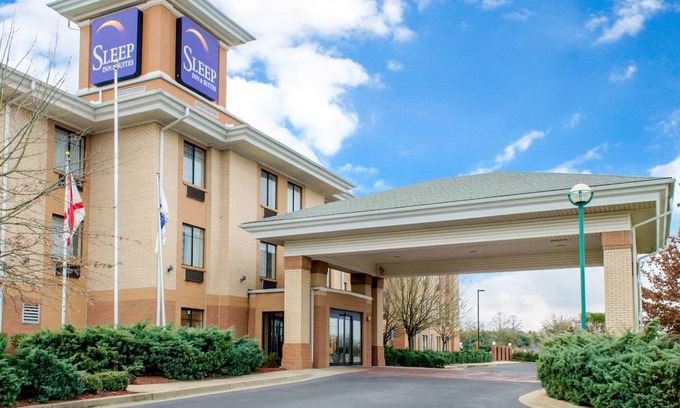 Gunter Afs Hotel | Sleep Inn & Suites East Chase