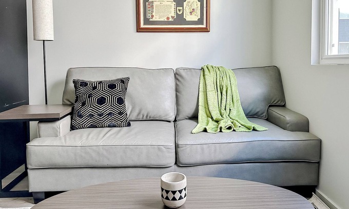 Downtown Omaha Apartment | Sleepover: Marvelous 1BD/1BA + Gym- Downtown Omaha