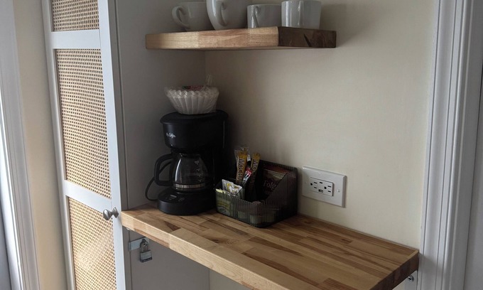 Westgate Apartment | Small apt Chic 1-bedroom apartment with AC, WiFi in wonderful West Palm Beach