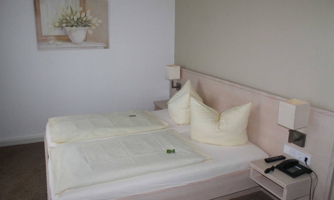 Edertal House | Small comfort double room - Waldhotel Dornröschenshöh