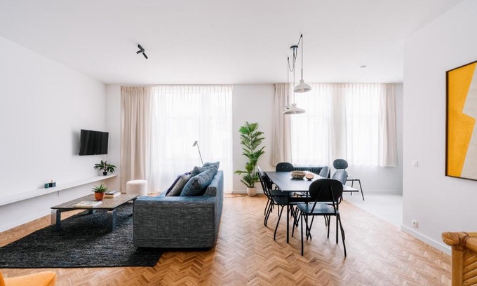 University District Apartment | Smartflats - MAS
