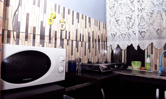 Yaba Apartment | Smilley's Place Cosy accommodation close to Unilag