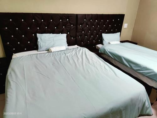 Umkhanyakude District Municipality Apartment | SNORING INN KwaMsane