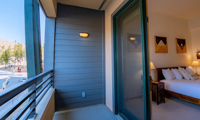 Kirkwood Condo | Snowcrest Suite 107 Ski in/Ski out
