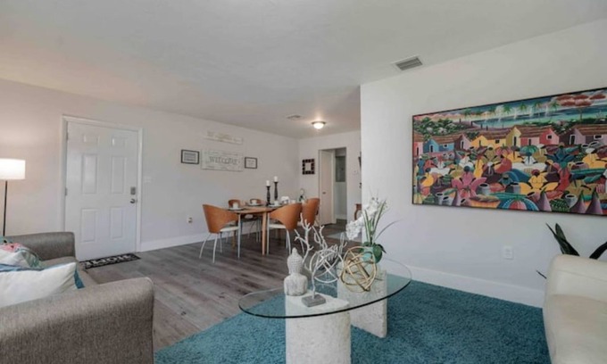 Biscayne Park House | SOLYMAR II MIAMI BEACH HOUSE