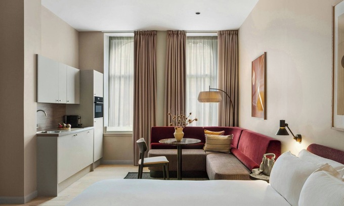 City Centre Glasgow Apartment | Sonder by Marriott Bonvoy The Teacher
