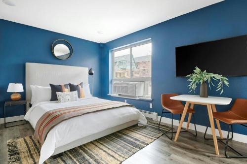 Highland Apartment | Sonder by Marriott Bonvoy Osage Apartments LoHi