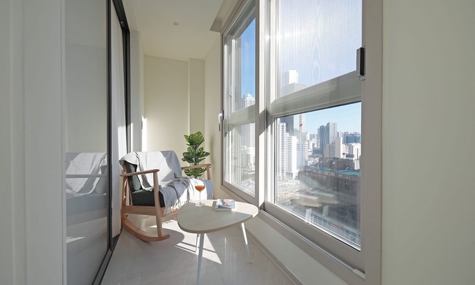 Busanjin Hotel | SOTA SUITE Busan Seomyeon