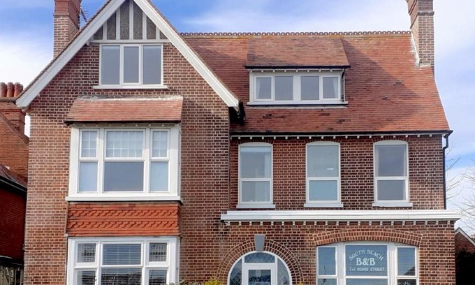 Lowestoft Bed & Breakfast | South Beach B & B