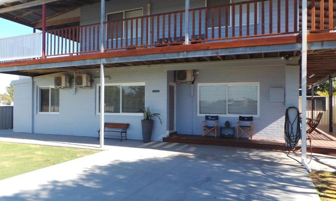 Lancelin House | South Side - Feel the breeze
