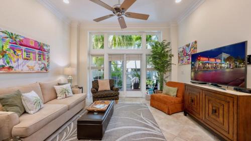 Truman Annex House | Southernmost Palms by Last Key Realty