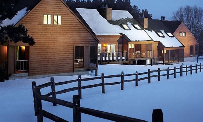 Wisconsin Dells Resort | Spacious 2 Bedroom Villa at Christmas Mountain