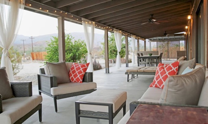 Borrego Springs House | Spacious 3BR Borrego Springs Home, Walk to Downtown, Amazing Mountain Views!