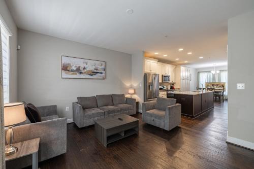 Northeast House | Spacious 4BR House with Private Garage