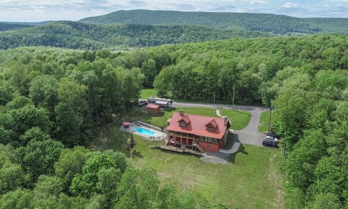 Crellin Cabin | Spacious 6BR Log Cabin Retreat - Pool, Hot Tub, Stunning Mountain&Foilage Views