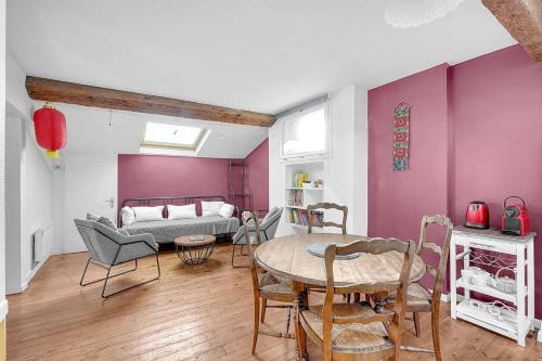 Arnaud Bernard Apartment | Spacious and bright in the historic center